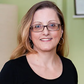 Portrait of book-cover designer Laura Duffy